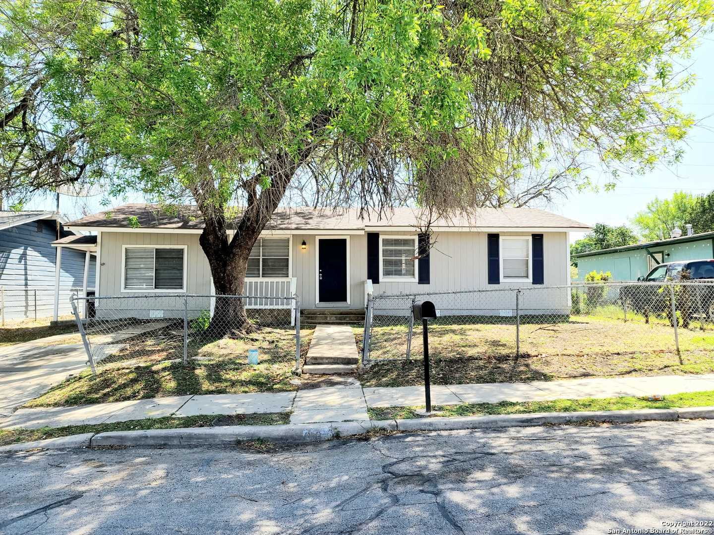 306 Saint Louis Avenue San Antonio TX 78237