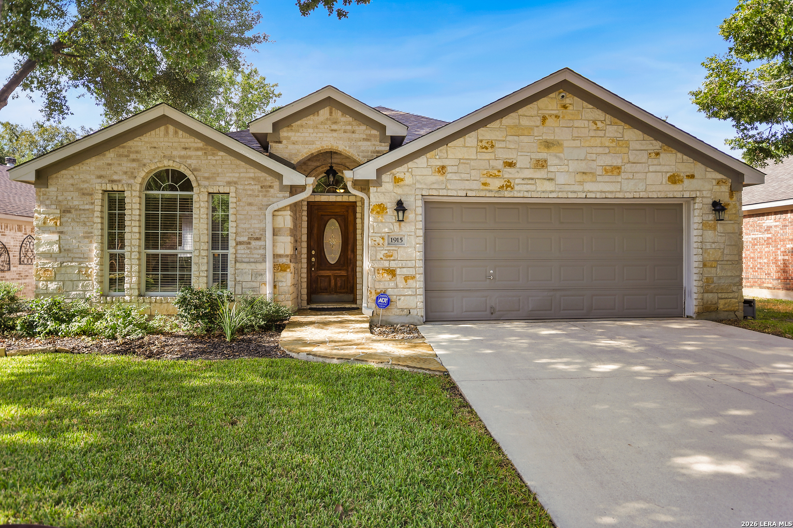 1915 Preakness Lane San Antonio TX 78248