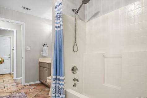 1915 Preakness Lane San Antonio TX 78248