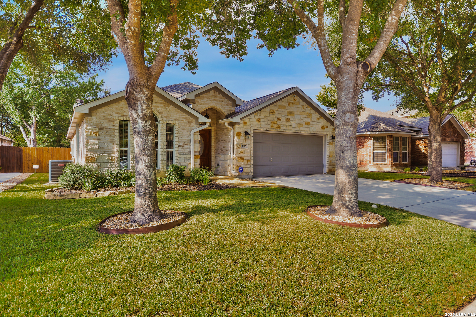 1915 Preakness Lane San Antonio TX 78248
