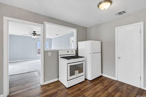 218 Avalon Street San Antonio TX 78213