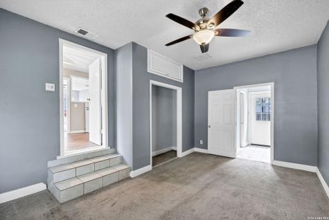 218 Avalon Street San Antonio TX 78213