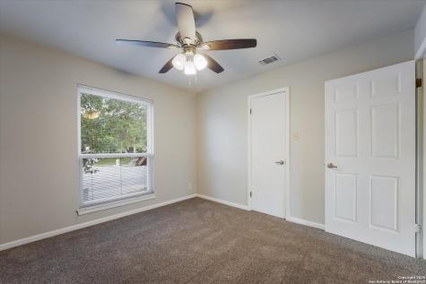 7107 Stirrup Circle San Antonio TX 78240