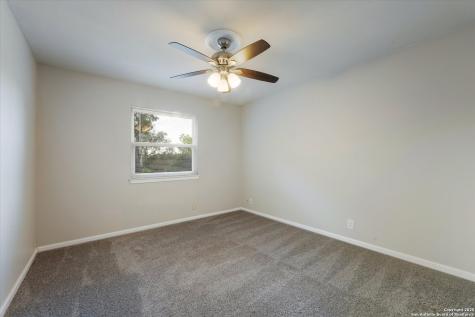 7107 Stirrup Circle San Antonio TX 78240