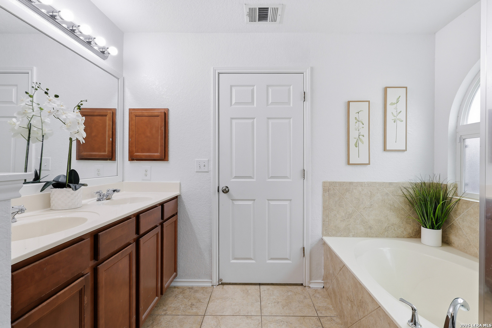 5918 Pearl Pass San Antonio TX 78222