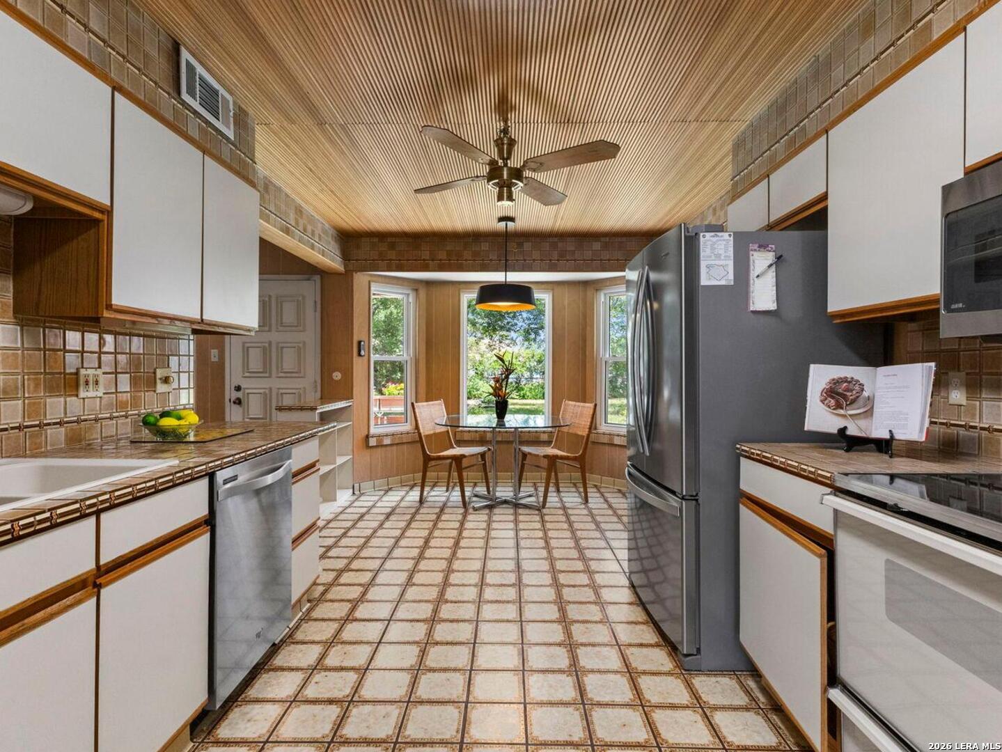 6516 Adair Drive Leon Valley TX 78238