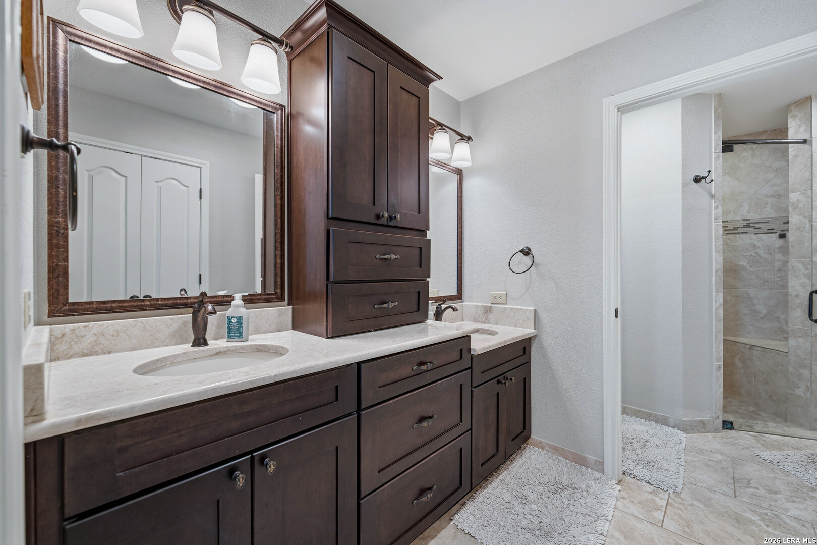 504 Arbor View Adkins TX 78101