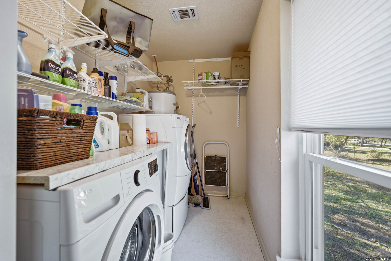 504 Arbor View Adkins TX 78101