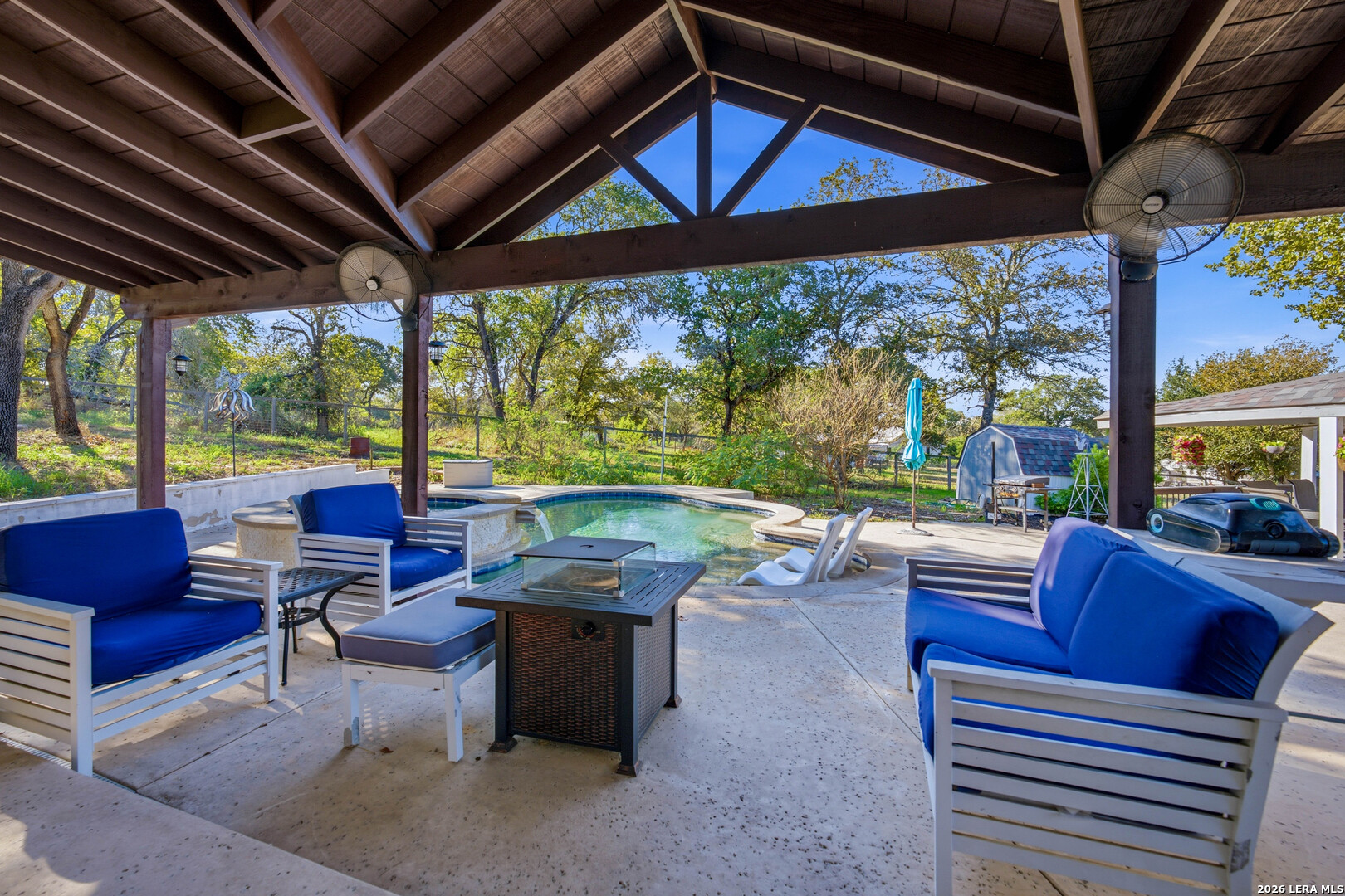 504 Arbor View Adkins TX 78101