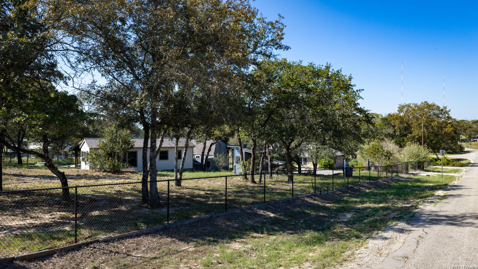 504 Arbor View Adkins TX 78101