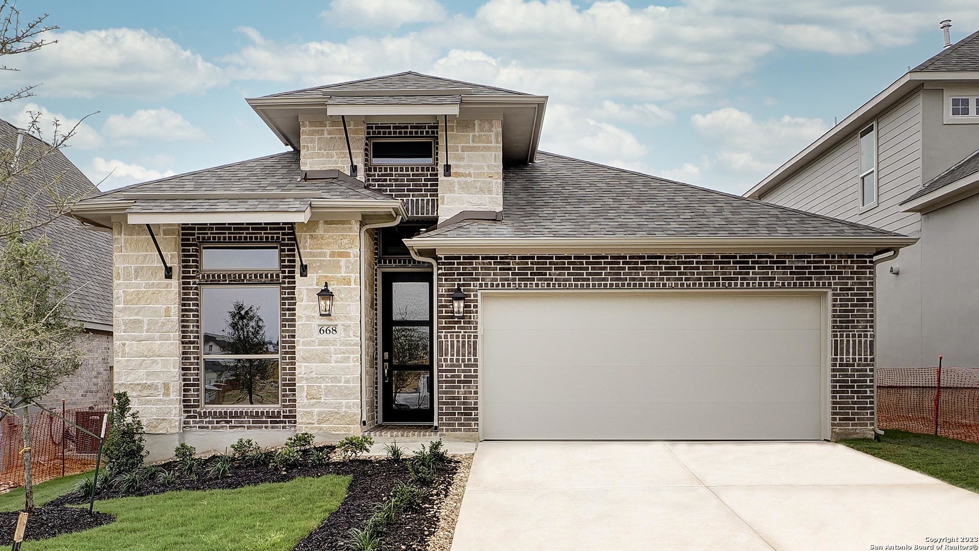 668 Vireos Street New Braunfels TX 78132