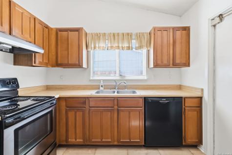 14422 Bluewood San Antonio TX 78233