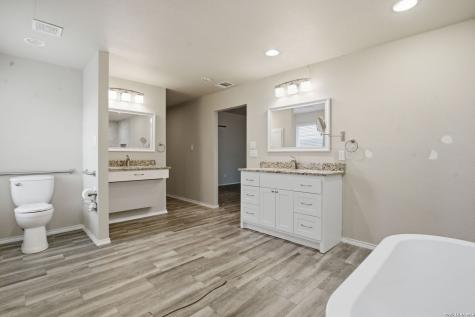 7918 Halo Circle San Antonio TX 78252