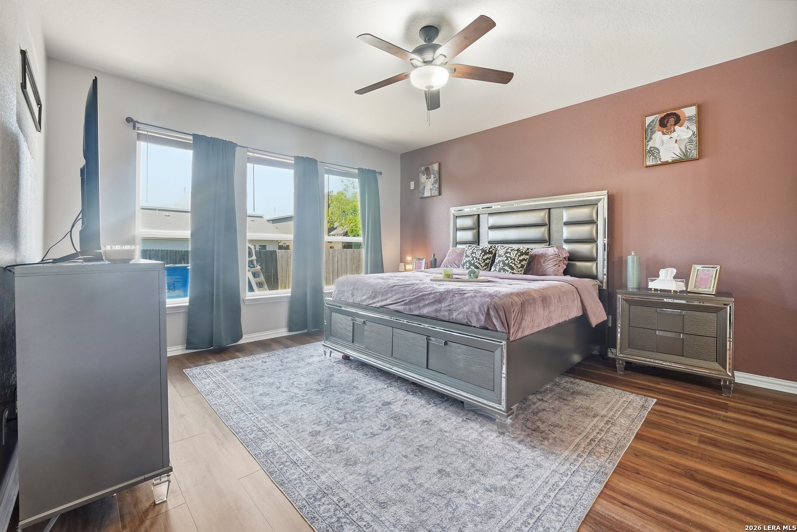 8818 Falcon Park Converse TX 78109
