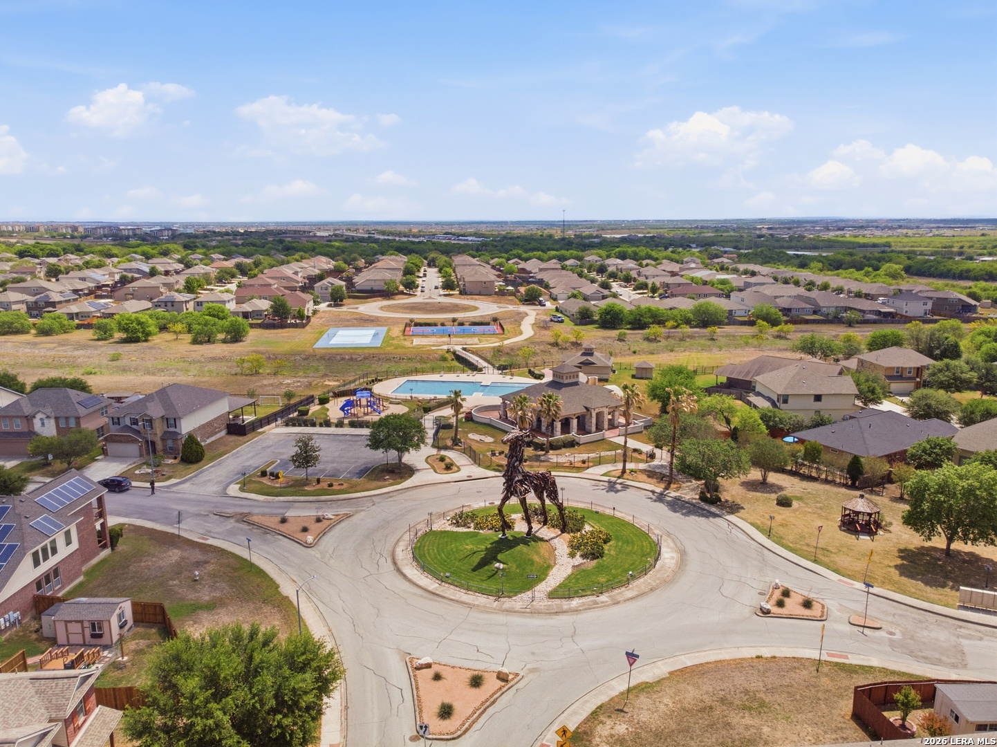 8818 Falcon Park Converse TX 78109