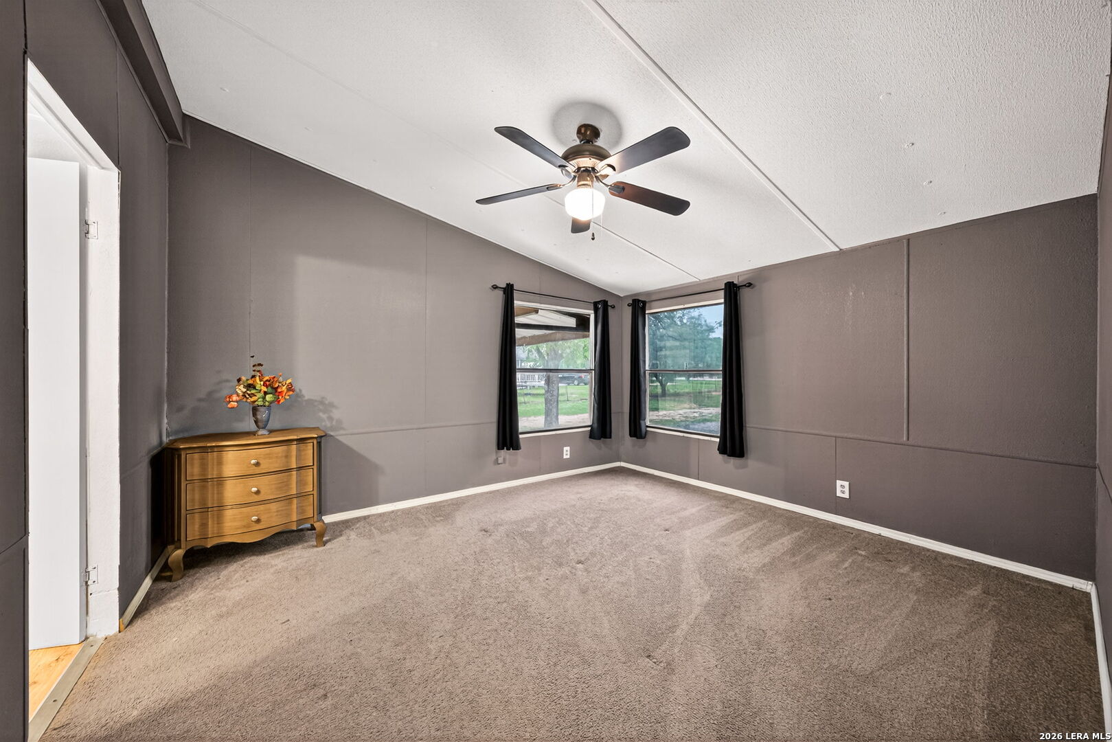 147 County Road 6841 Lytle TX 78052
