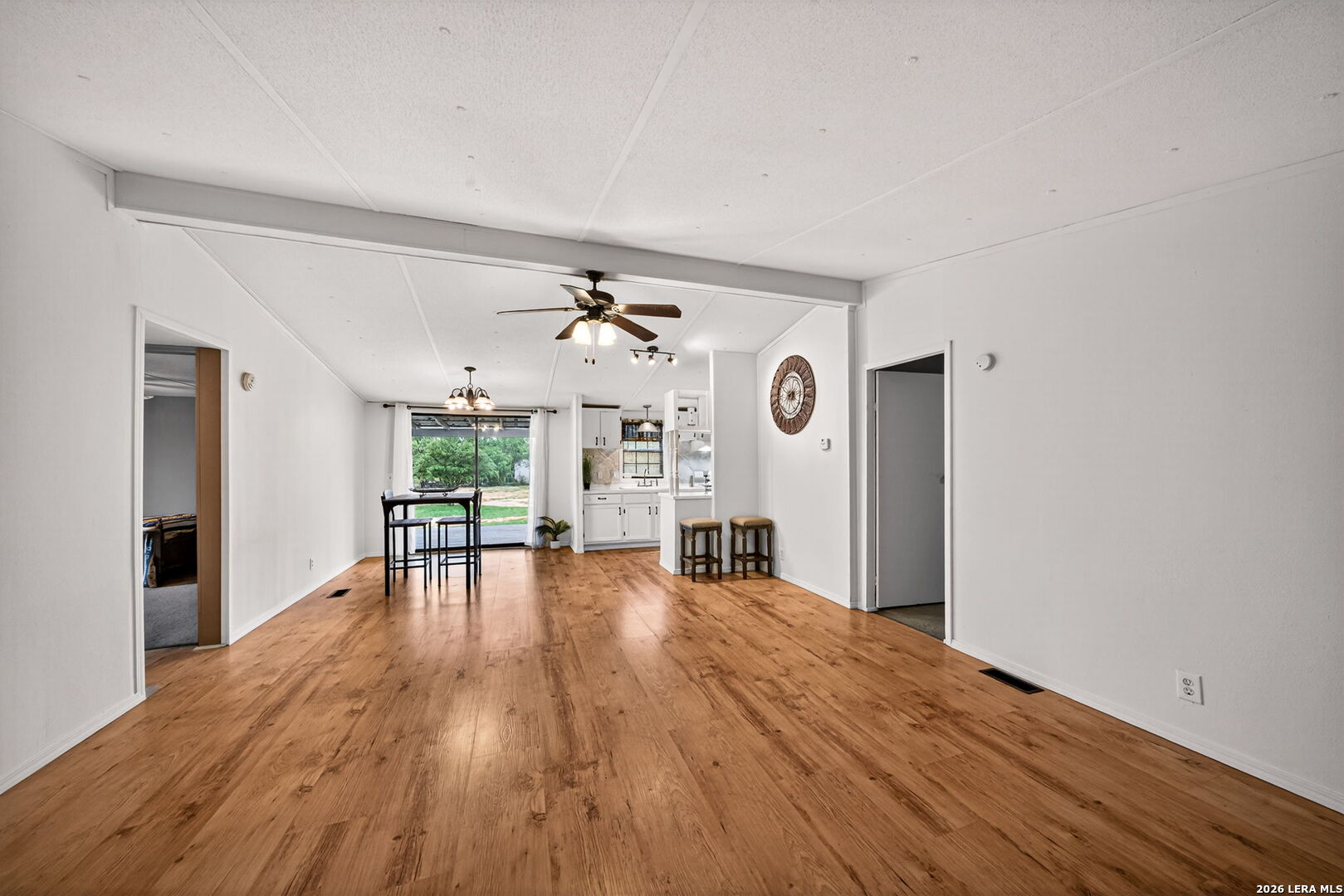147 County Road 6841 Lytle TX 78052