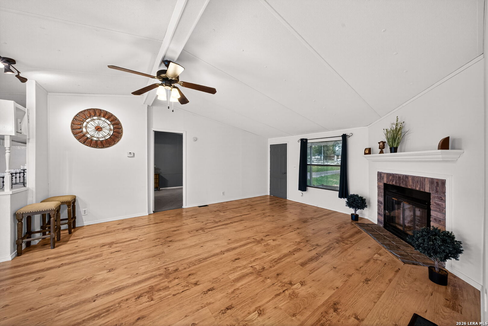 147 County Road 6841 Lytle TX 78052
