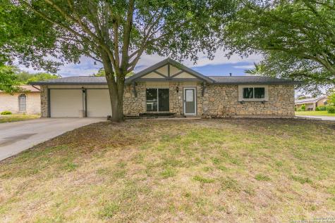 7521 Leading Oaks Street Live Oak TX 78233