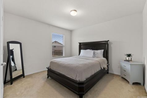 24222 Desert Ash San Antonio TX 78261
