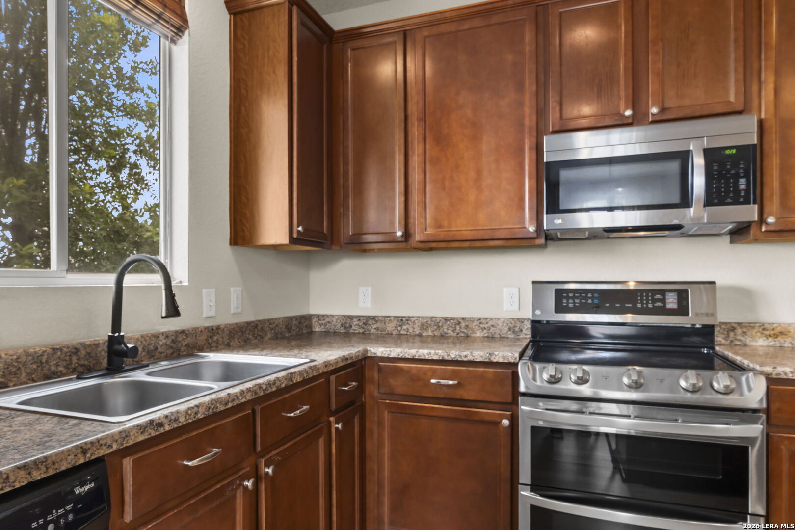 24222 Desert Ash San Antonio TX 78261