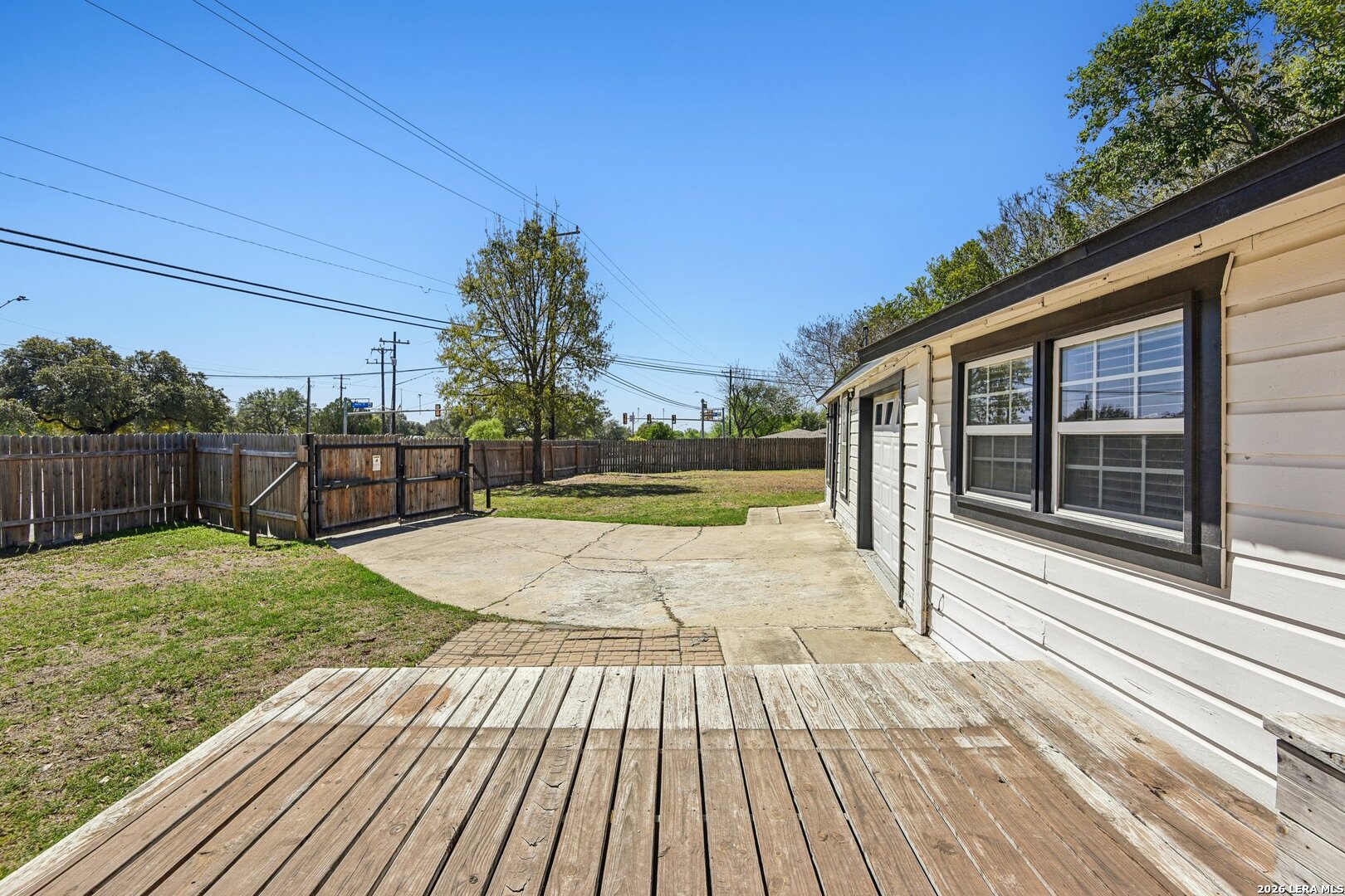 1080 Ivy Terrell Hills TX 78209