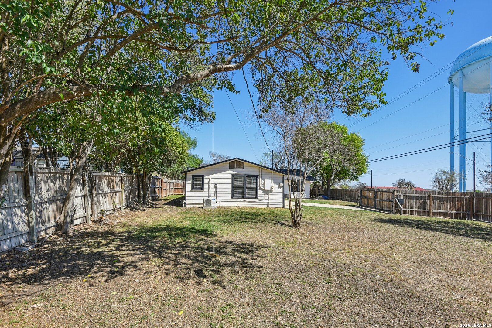 1080 Ivy Terrell Hills TX 78209