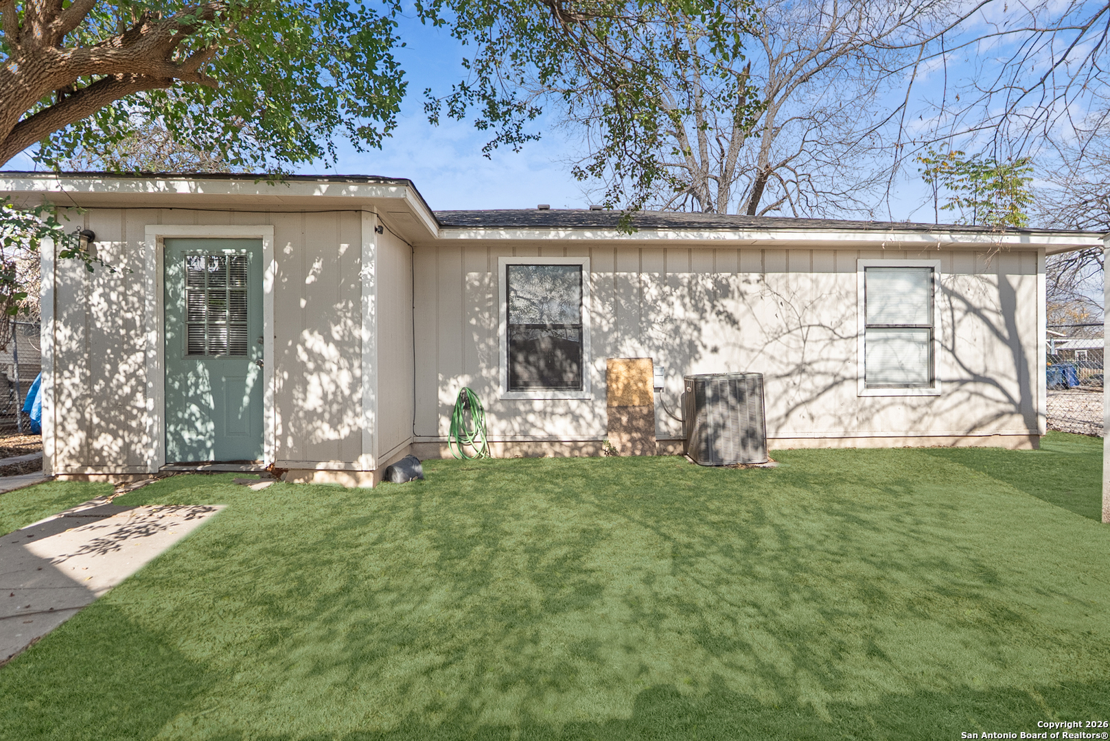 912 Torreon San Antonio TX 78207