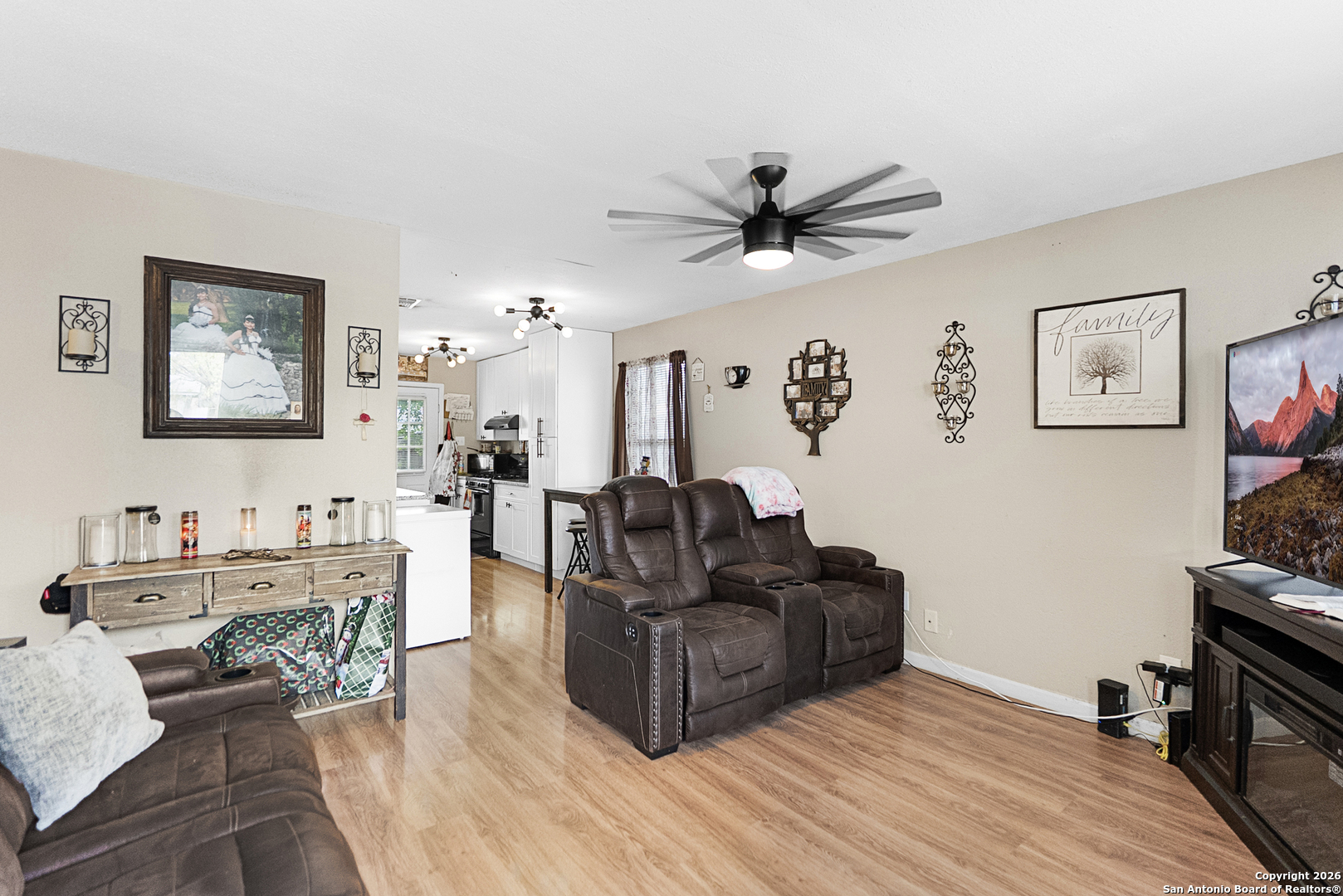 912 Torreon San Antonio TX 78207
