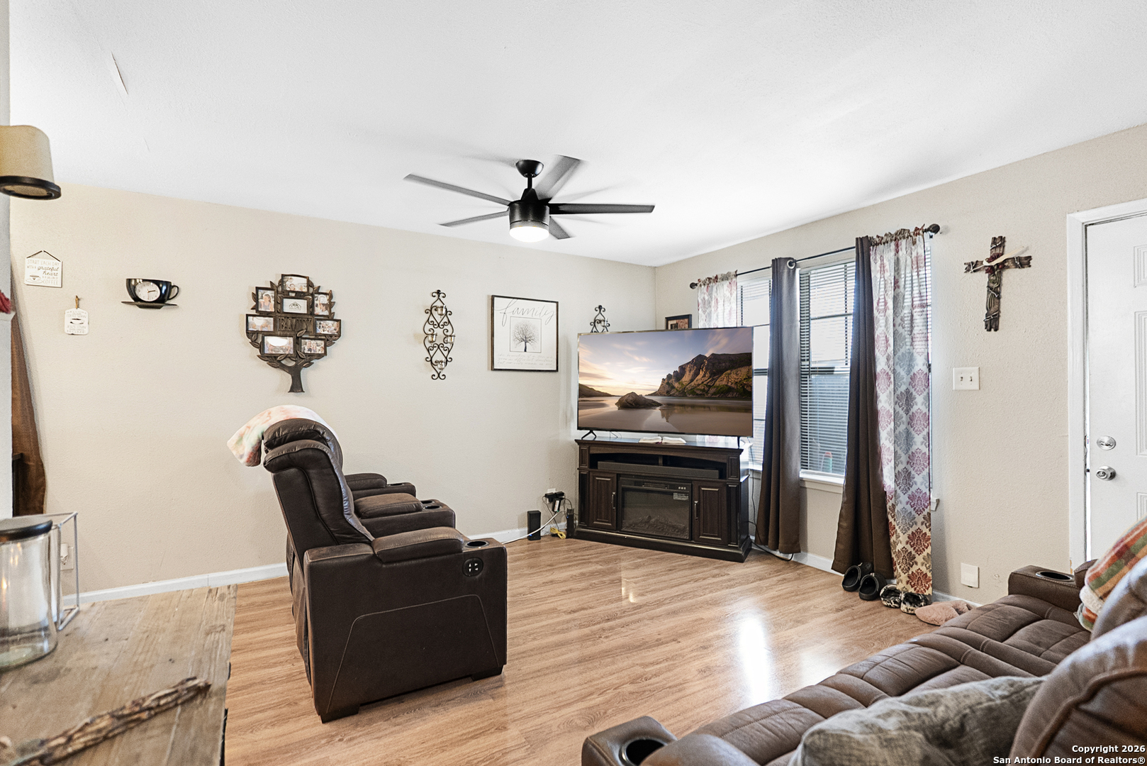 912 Torreon San Antonio TX 78207
