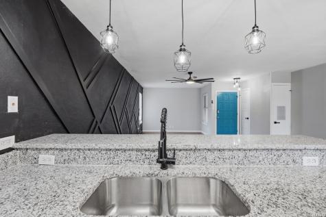 6514 Forest Grove San Antonio TX 78240