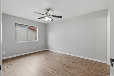 6514 Forest Grove San Antonio TX 78240