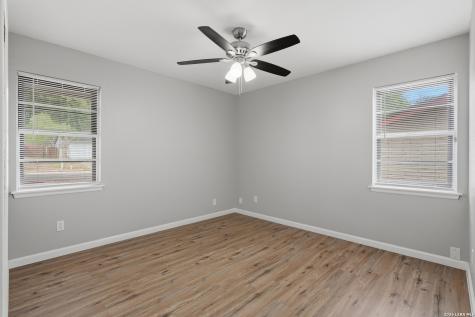 6514 Forest Grove San Antonio TX 78240