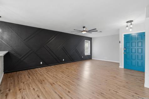 6514 Forest Grove San Antonio TX 78240