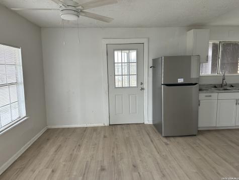 426 Carrizo Hill Carrizo Springs TX 78834