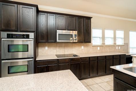7815 Kings Spring San Antonio TX 78254