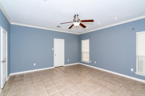7815 Kings Spring San Antonio TX 78254