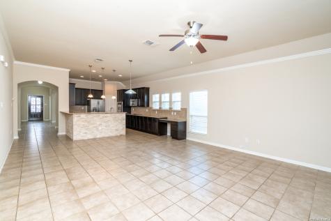 7815 Kings Spring San Antonio TX 78254