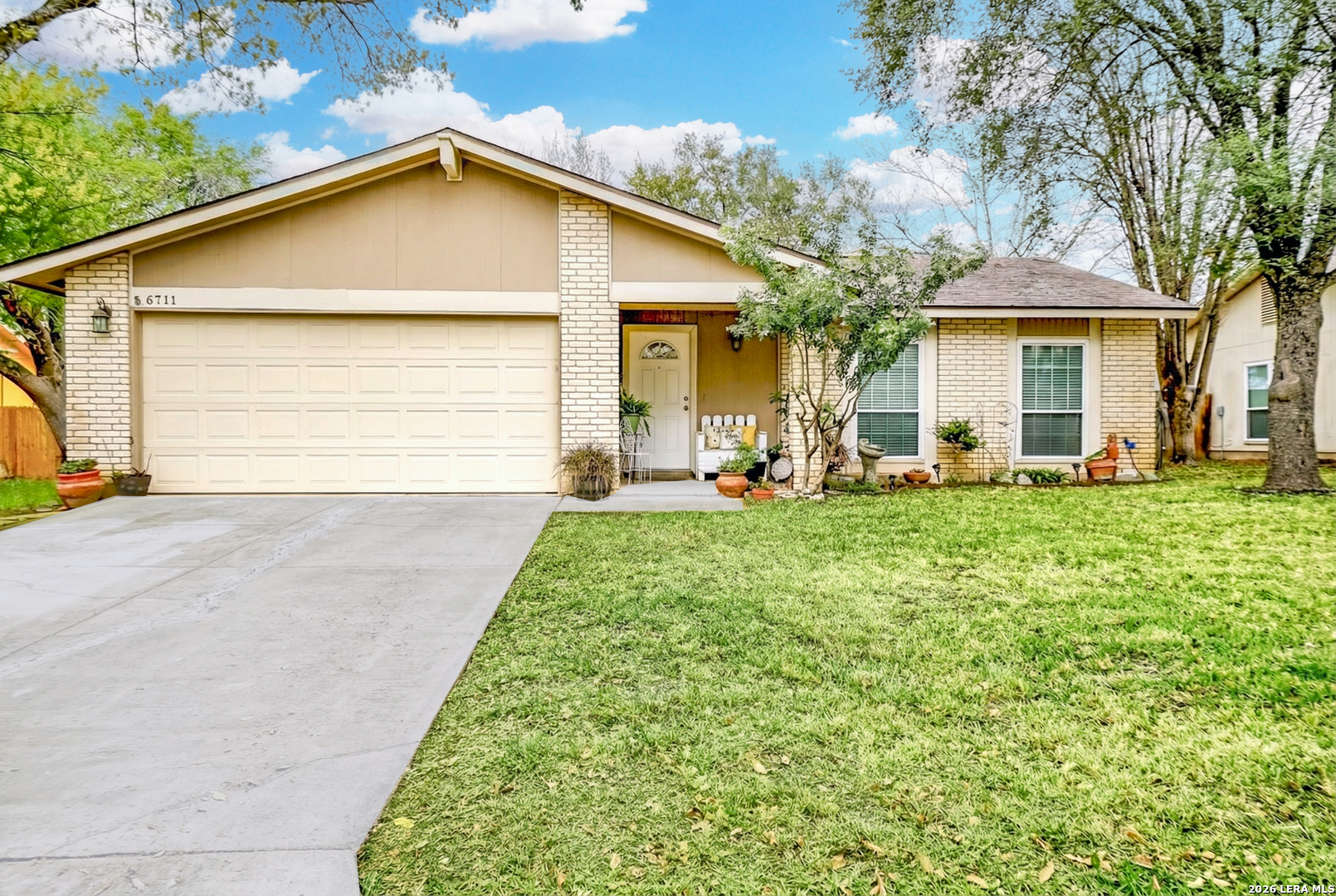 6711 Country Breeze San Antonio TX 78240
