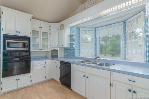 2981 Vivroux Ranch Road Seguin TX 78155