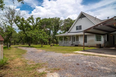 2981 Vivroux Ranch Road Seguin TX 78155