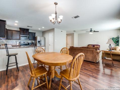 7714 Palomino Cove San Antonio TX 78244