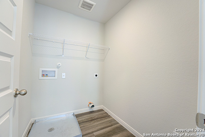 5935 Cinnabar Corner San Antonio TX 78222