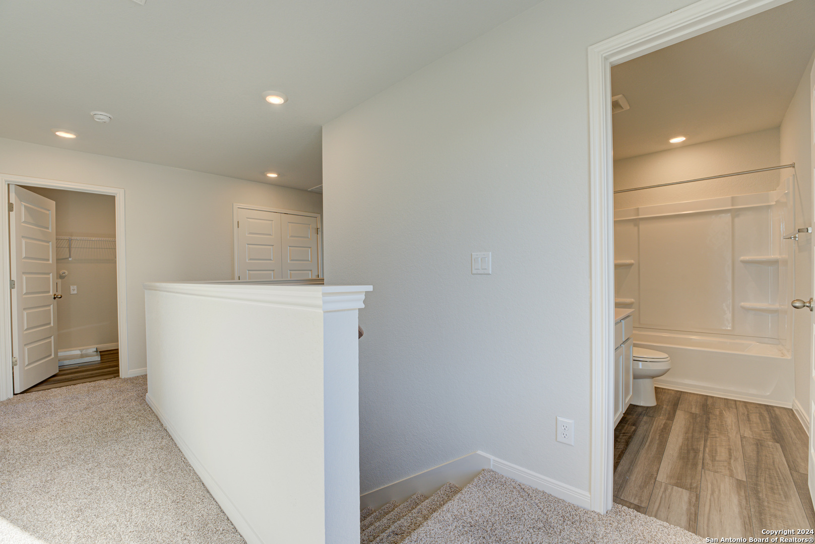 5935 Cinnabar Corner San Antonio TX 78222