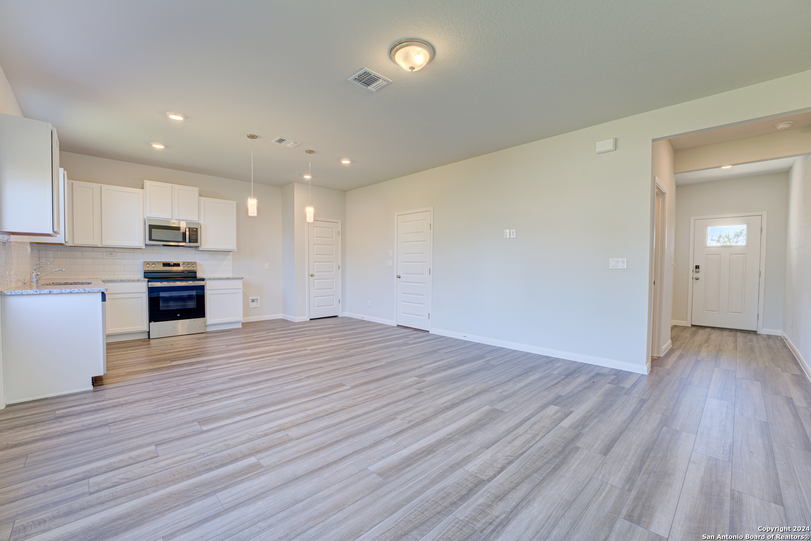 5935 Cinnabar Corner San Antonio TX 78222