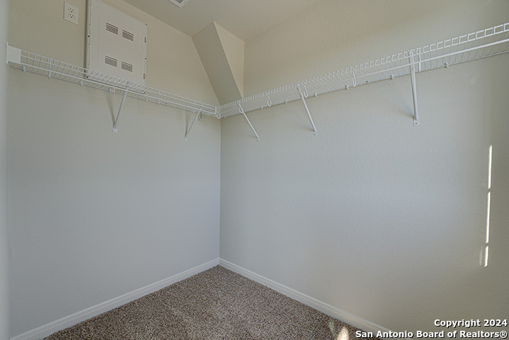 5935 Cinnabar Corner San Antonio TX 78222
