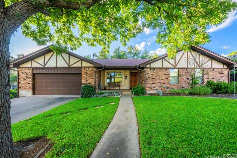 406 Crest Ridge Drive Kerrville TX 78028