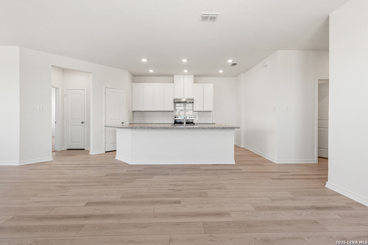 5122 Briscoe Bluff Converse TX 78109