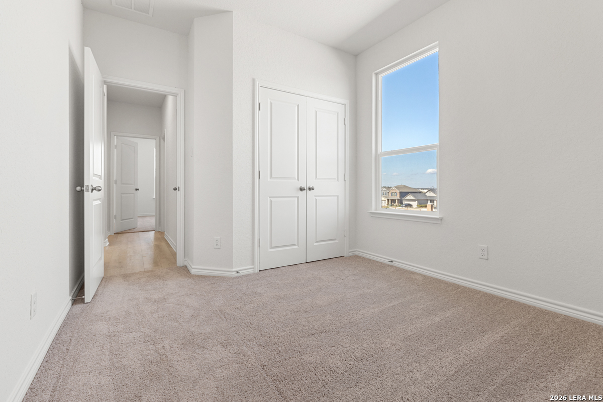 5122 Briscoe Bluff Converse TX 78109