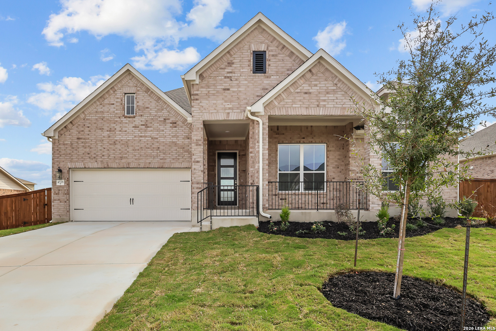 4538 Yoakum Valley Schertz TX 78108